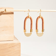 Load image into Gallery viewer, Elongated Earrings