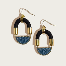 Load image into Gallery viewer, Complement Earrings