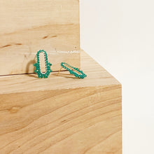 Load image into Gallery viewer, Délicat Earrings in Mauve