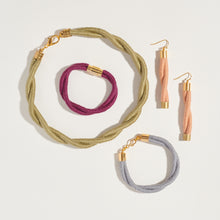Load image into Gallery viewer, Twist Earrings