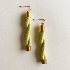 Twist Earrings {batch}