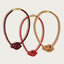 Load image into Gallery viewer, Petit Water Bowline Necklace
